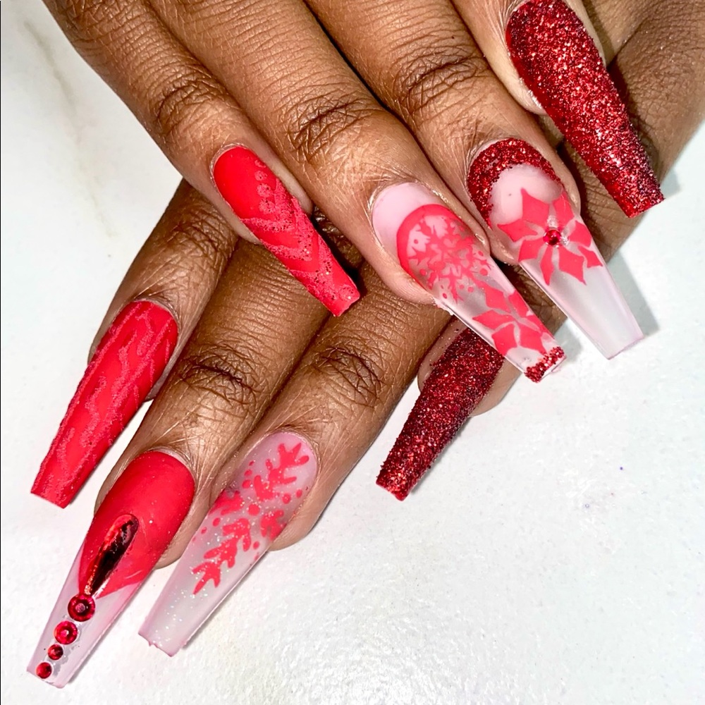 Custom Press Ons!